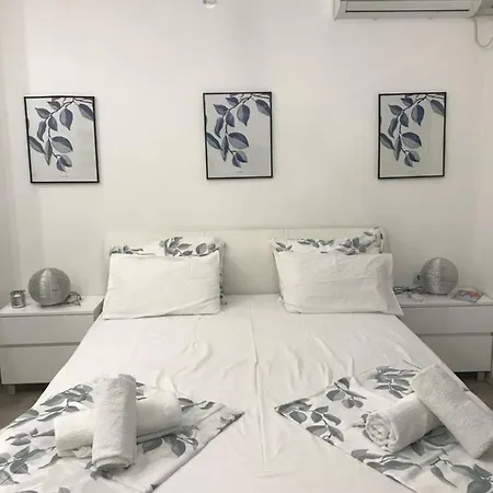 Angel Stan Na Dan Lägenhet Novi Sad